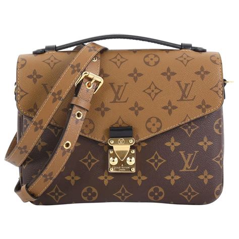 louis vuitton pochette metis vin|Louis Vuitton reverse pochette metis.